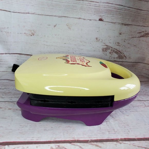 Intertek Nostalgia 120Vac Electrics Snack Maker - Picture 8 of 12